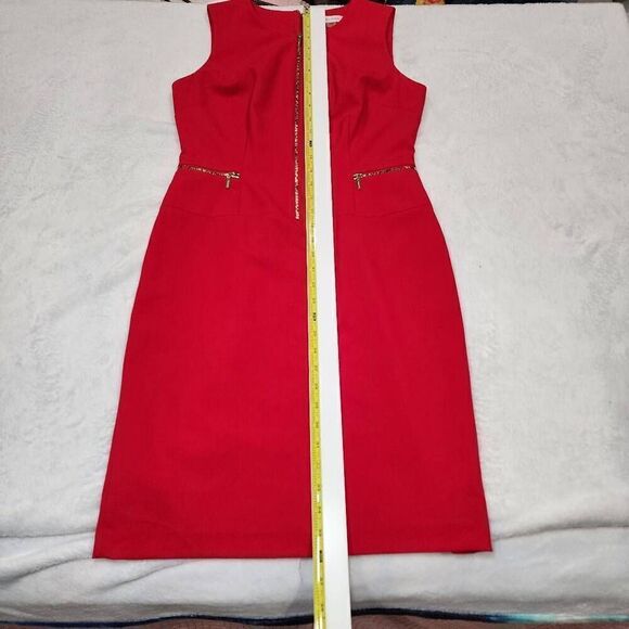 Calvin Klein Red Sheath Dress Zipper Front Sleeveless Size 6 Polyester Stretch - Picture 3 of 7